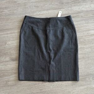 NWT- Banana Republic Charcoal Pencil Skirt